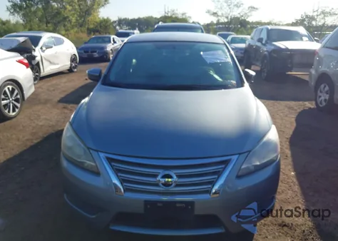 2014 Nissan Sentra Fe+ S/Fe+ Sv/S/Sl/Sr/Sv z USA, uszkodzony, nr VIN 3N1AB7AP2EL676627